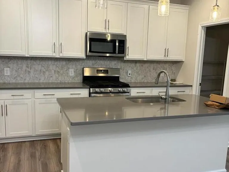 Kitchen with lots of cabinets