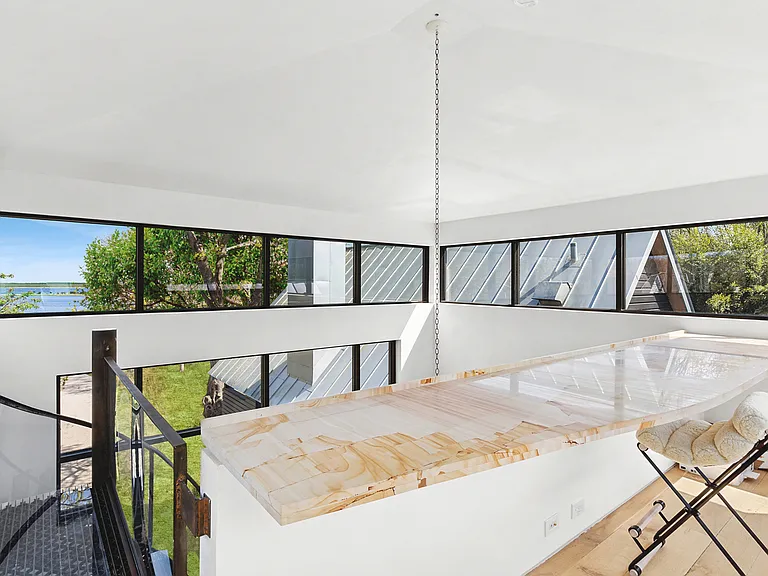 19 Fresh Pond Rd — Photo 11
