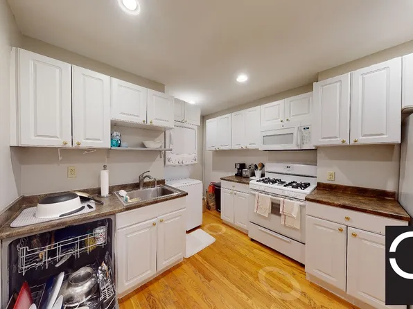 350 Allston St APT 3, Cambridge, MA 02139