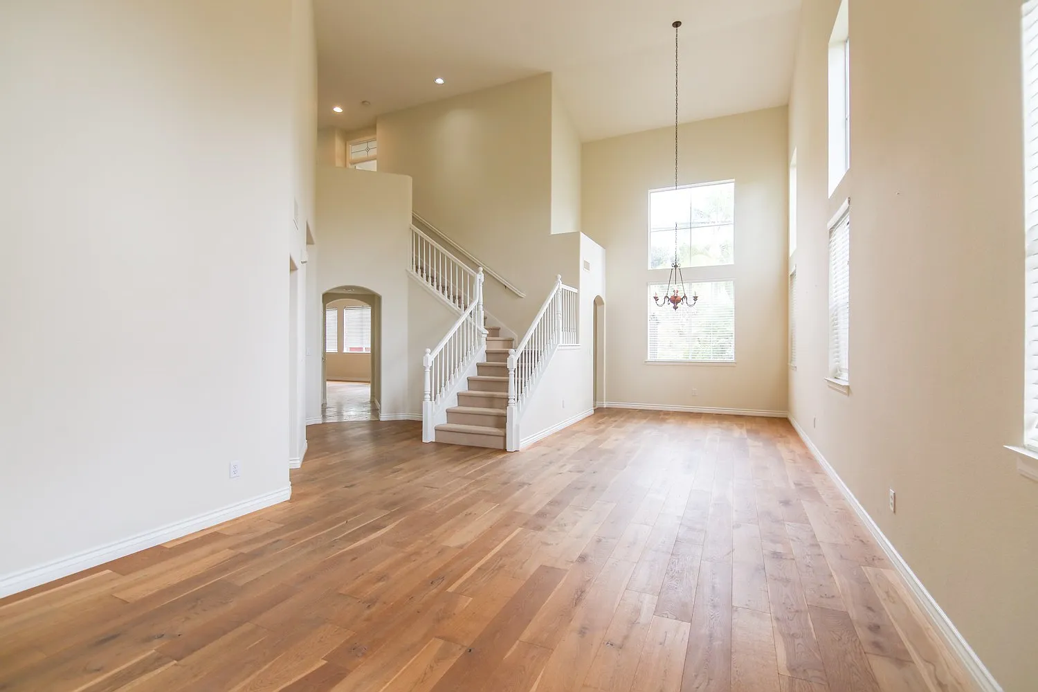 Beautiful Large Home Across from Park — Photo 3