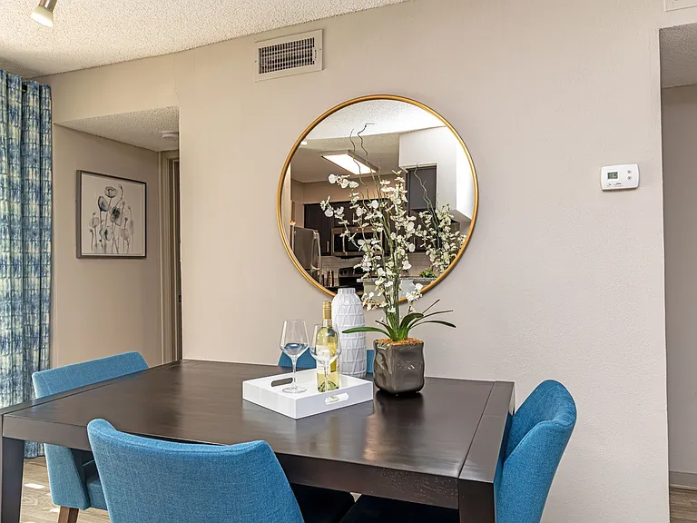 Dining area decor