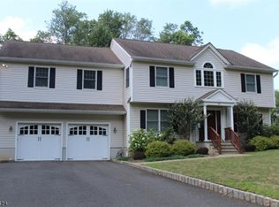 25 Orion Rd, Berkeley Heights, NJ 07922