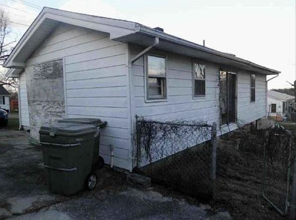 2nd image of 715 Lincoln Ave