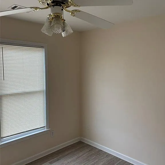 220 Cross Creek Dr — Photo 8