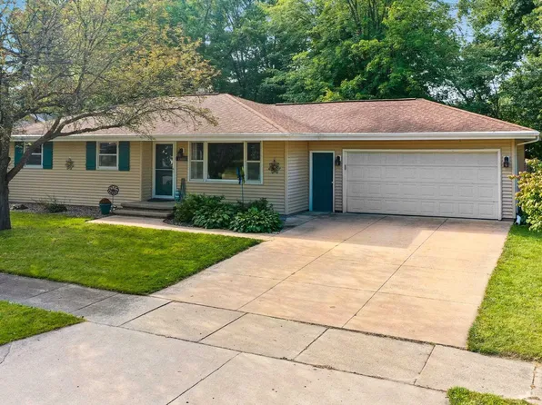1001 W 10th St, Kaukauna, WI 54130