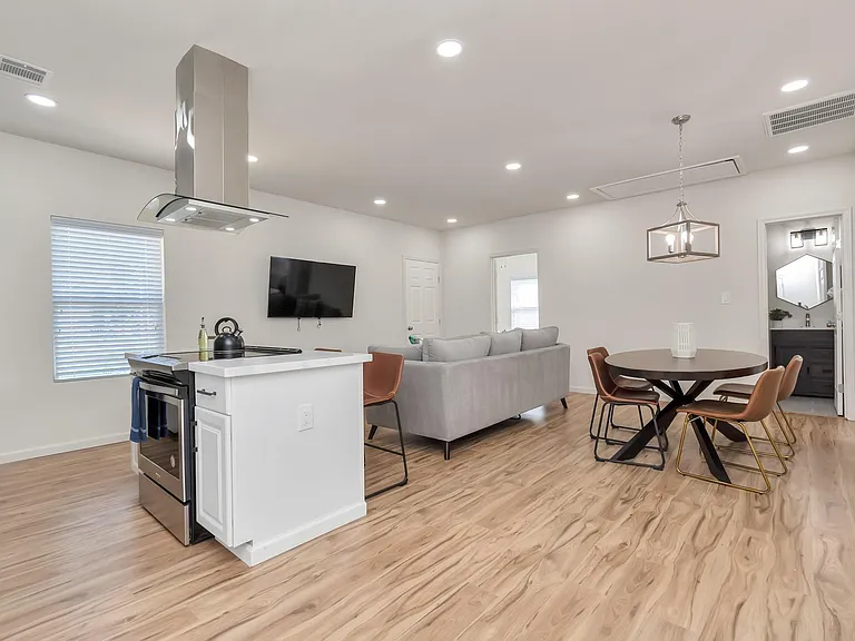1812 Wheeler St — Photo 23