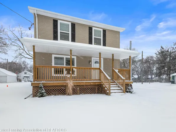 502 S Fairview Ave, Lansing, MI 48912