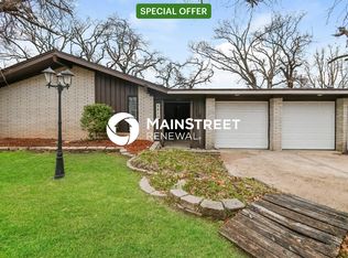 6813 NW 29th St, Bethany, OK 73008