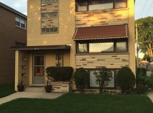 7909 S Whipple St, Chicago, IL 60652