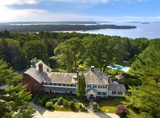 14 Brentwood Dr, Cumberland, ME 04021