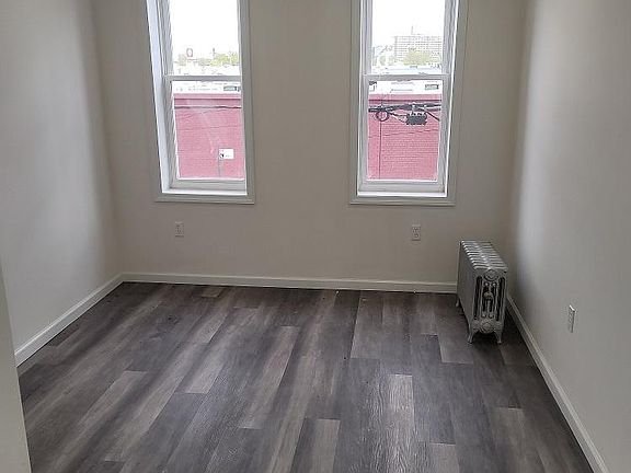 3rd image of 10583 Flatlands 5th St Floor 1