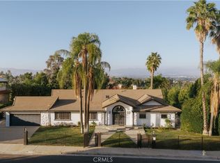 18841 Pasadero Dr, Tarzana, CA 91356