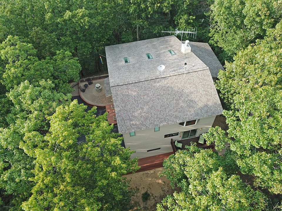 1st image of 114 E Neptune Ave