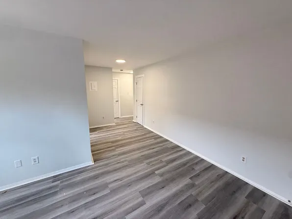 5821 Field Pl NE -