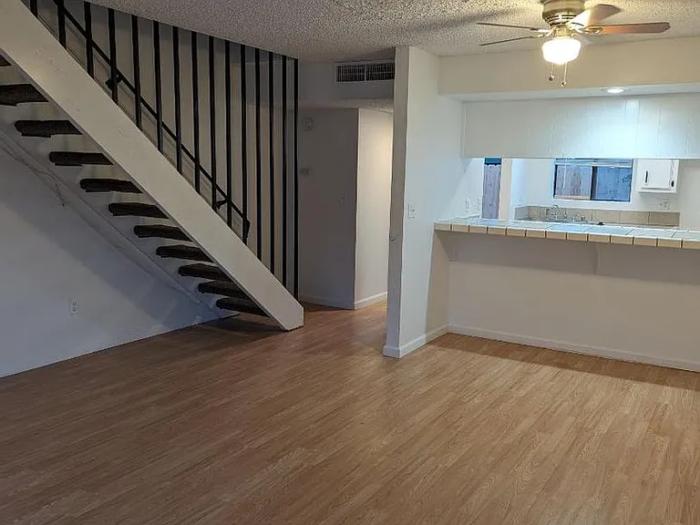 072- 4413 Isla Verde Street — Photo 2