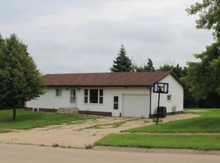 263 Buckeye Rd, Niobrara, NE 68760