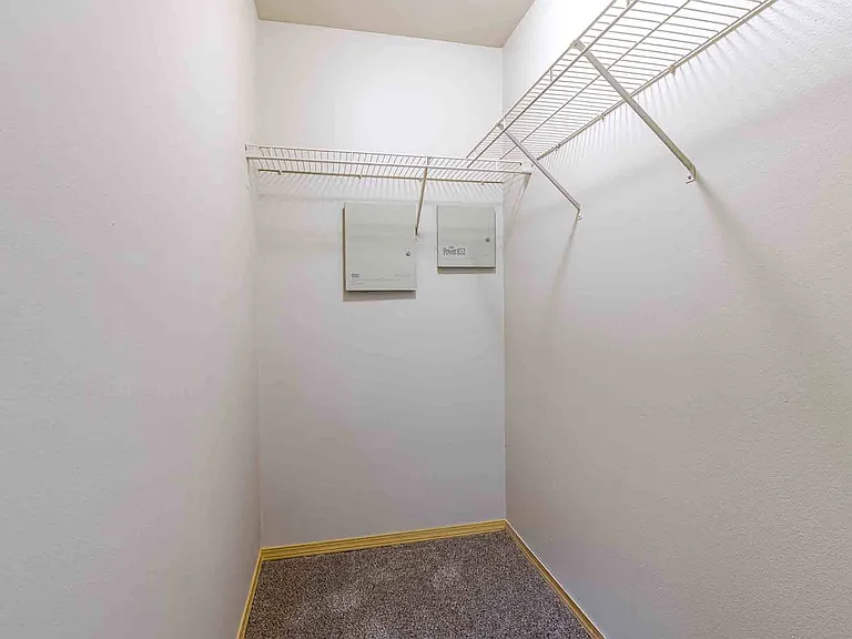 Aravia Apartments — Photo 22