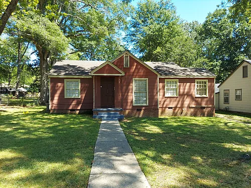 4552 Kings Hwy Photo 1