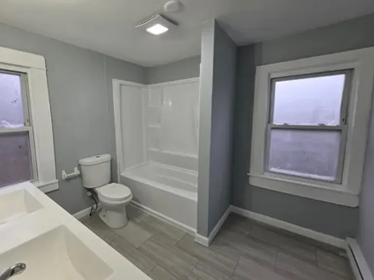 113-117 Cedar St #113 — Photo 9