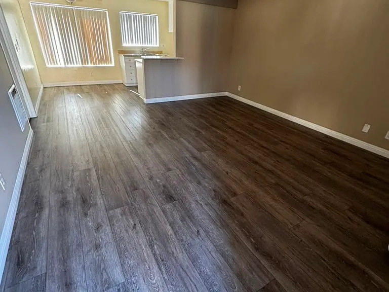 Regina Apartments — Photo 21