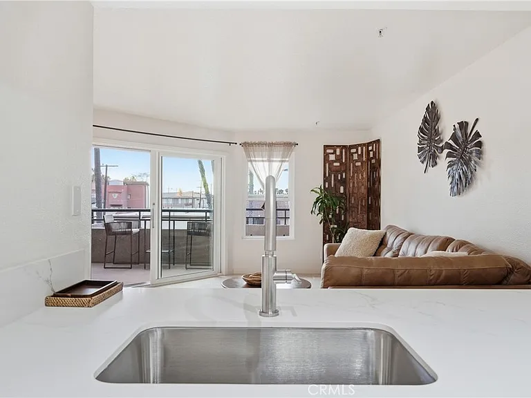 1200 Pacific Coast Hwy #327 — Photo 13