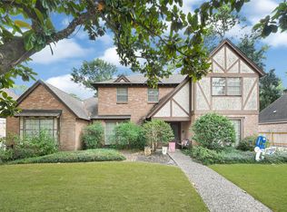 5515 Court Of York, Houston, TX 77069