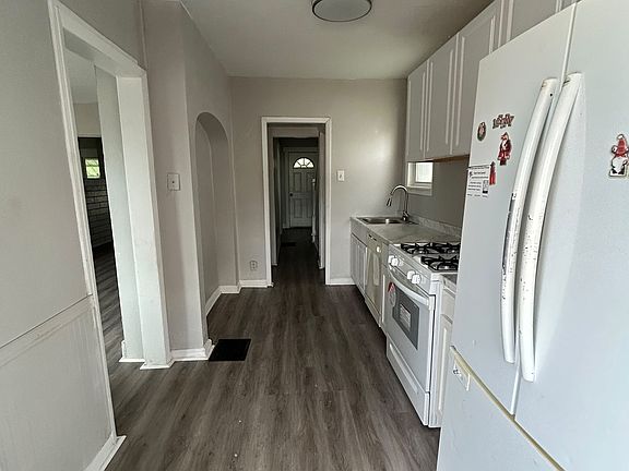 5th image of 516 Giffin Ave