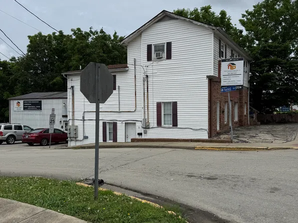 802 N 3rd St #2, Bardstown, KY 40004