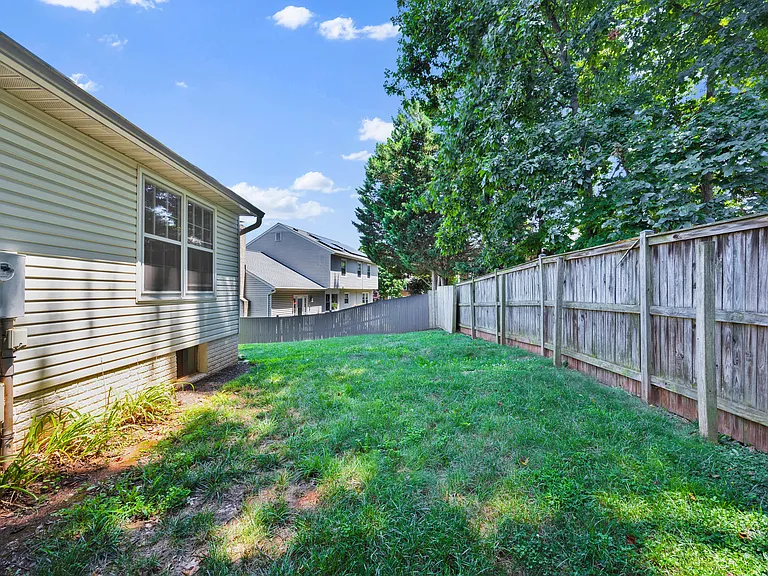 203 Markwood Dr — Photo 47
