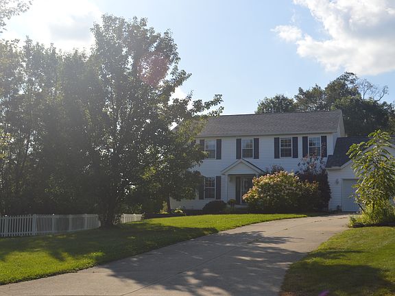 2nd image of 2339 Sandalwood Dr
