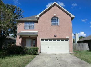 1107 Lochmoor Ln, Pearland, TX 77581