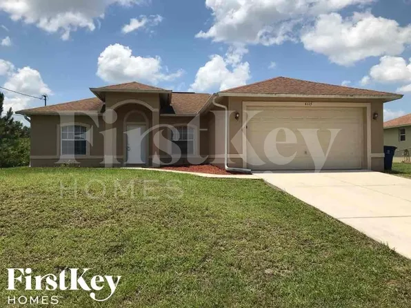 4115 10th St SW, Lehigh Acres, FL 33976