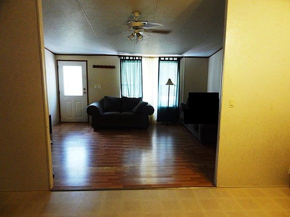 2nd image of 8400 SE 64th St