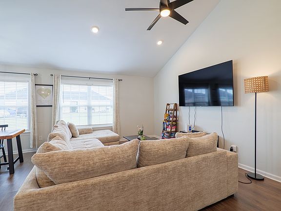 5th image of 5635 Pasadena Way