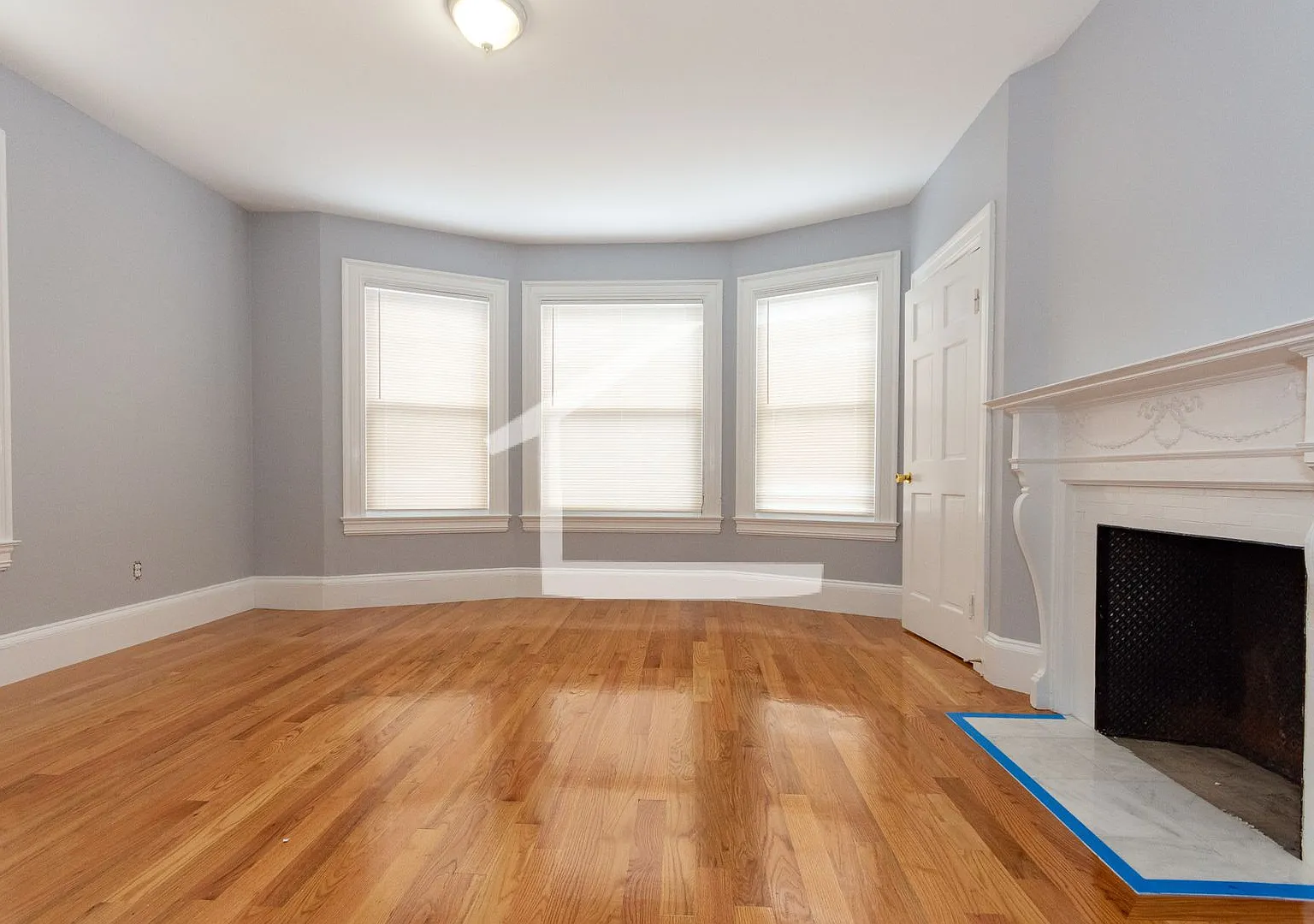 7bed 3bath in Allston is now available — Photo 3