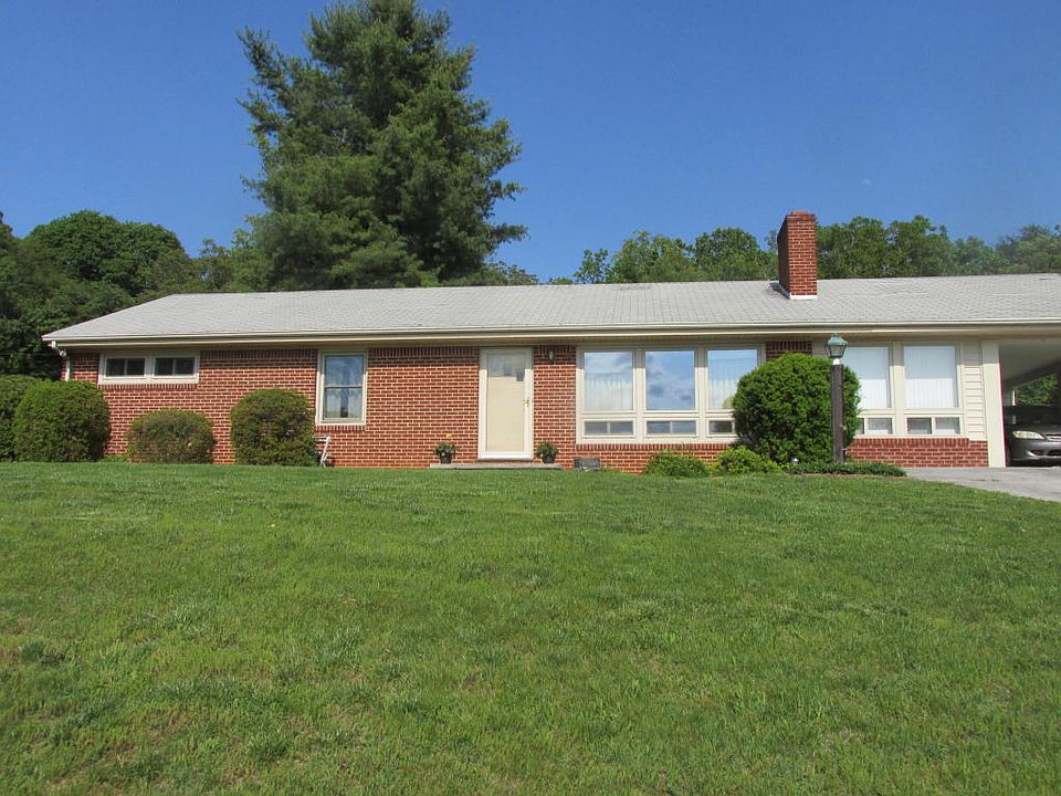 1st image of 520 Briarwood Dr