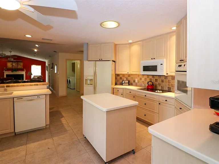 5087 Silver Bell Dr — Photo 18
