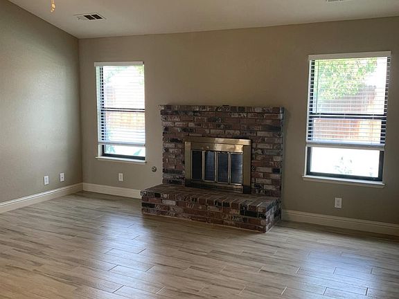 3rd image of 2150 S Johnson Ct