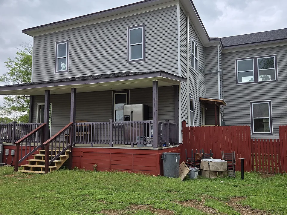 209 N Walter St #209