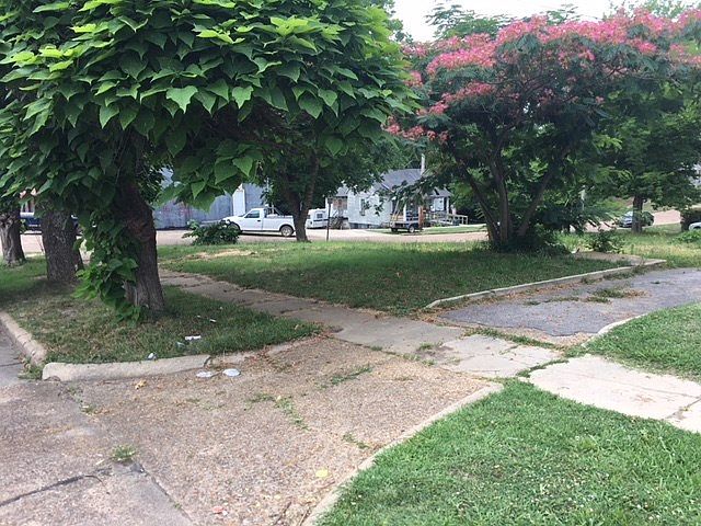 1st image of 125 South Dr