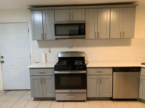 372 E Blackwell St, Dover, NJ 07801