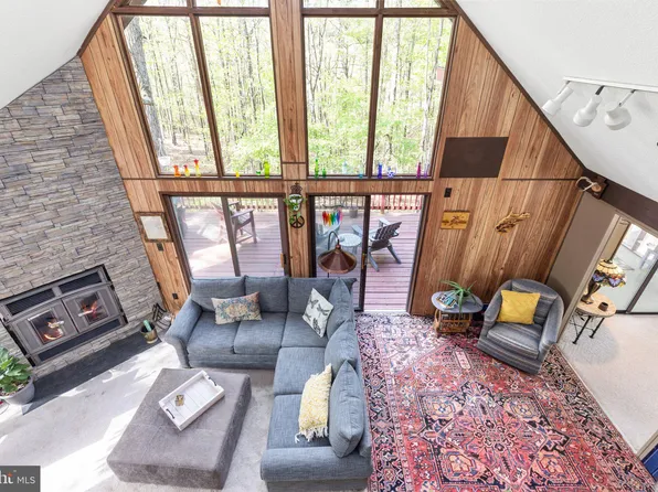 110 Walden Rd, Hedgesville, WV 25427