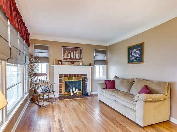 2nd image of 1316 Worton Blvd.