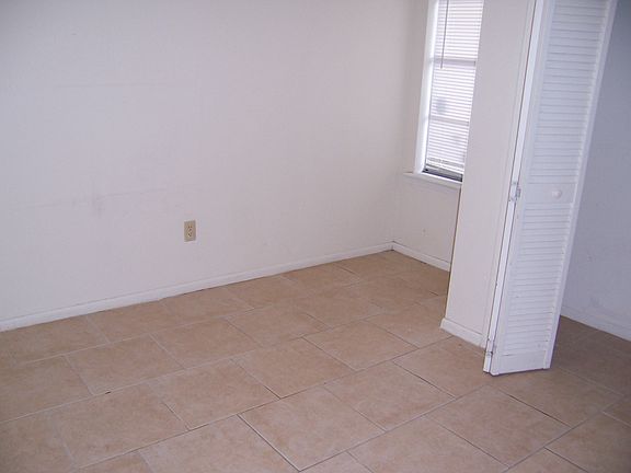 5th image of 3519 Timber Wolf Ln