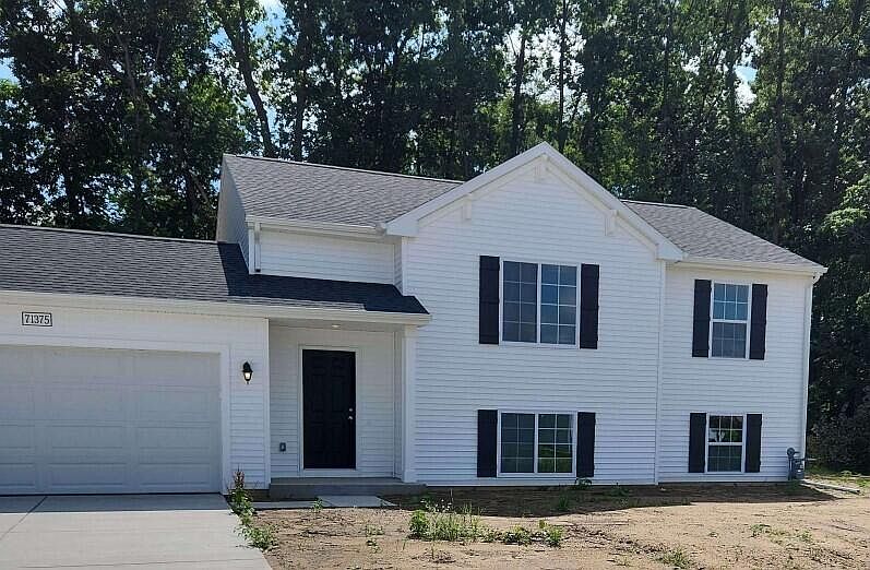 1st image of 71375 Embassy Rd
