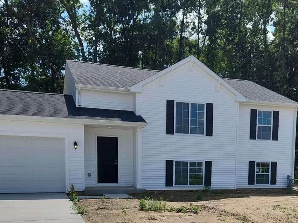 71375 Embassy Rd, Edwardsburg, MI 49112