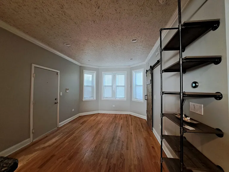 7062 N Wolcott Ave #G — Photo 4