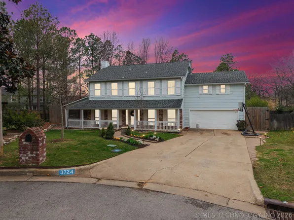 3724 S 74th Pl W, Tulsa, OK 74107