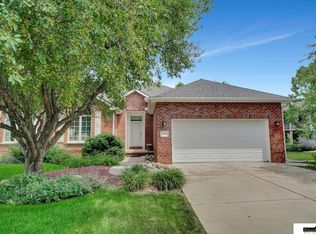 6010 Berkeley Dr, Lincoln, NE 68512