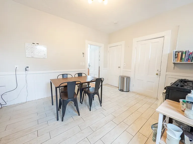 35 Essex St #3 — Photo 7